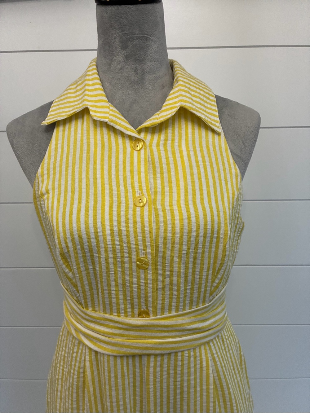 Maison Tara Seersucker Striped Halter
Jumpsuit Sz 8 NWOT/0351 - Picture 2 of 13